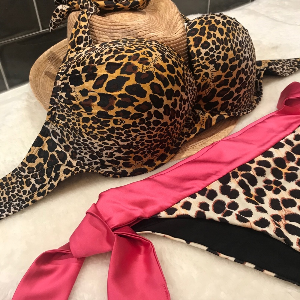 BB:Victoria’s Secret bikini top& beach bunny bott - Picture 11 of 15